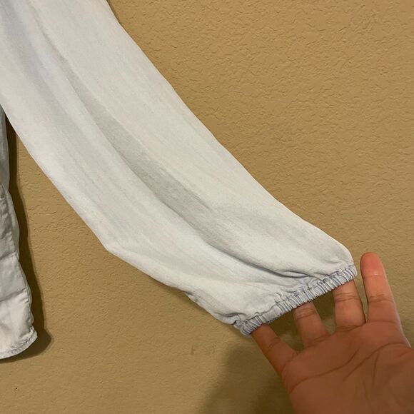 Rails  Willow Light Vintage Chambray Button Up Ruffle Shoulder Women Large Shirt - Picture 6 of 8